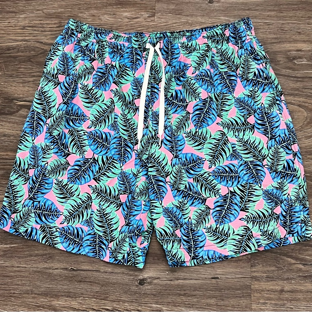 CHUBBIES Men's The Between 20‎ Ferns Seersucker Stretch Swim Medium Shorts